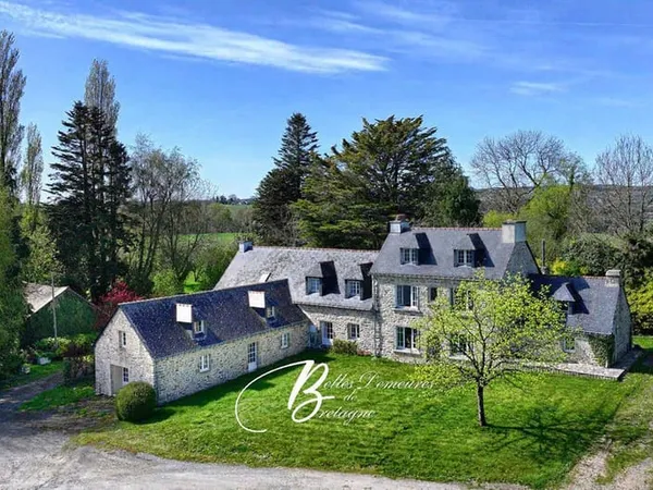 Maison 12 pièces 228 m²