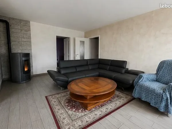Propriété 6 pièces 223 m²