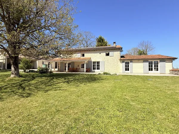 Maison 5 pièces 184 m²