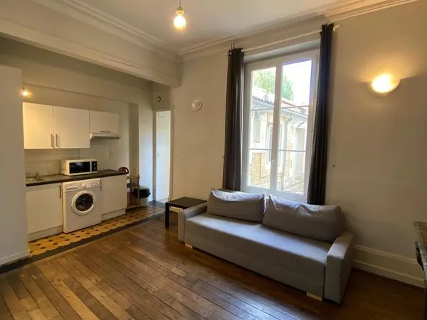T2 meublé - 37m² - Terrasse en centre ville