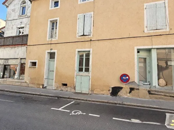 Immeuble 90 m²