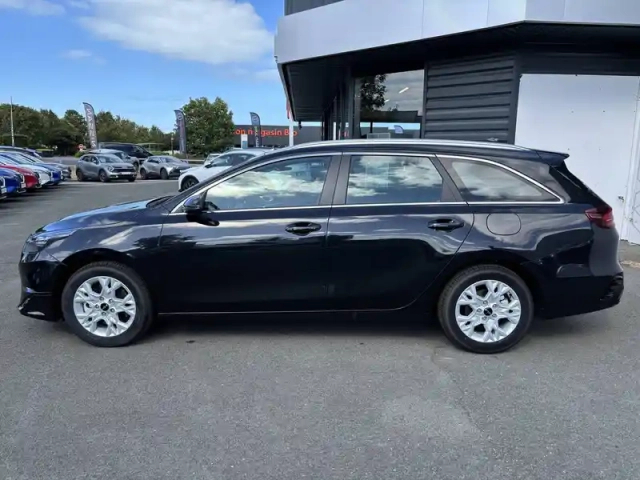 Kia Ceed sw 1.5 t-gdi 140 ch bvm6 — photo 2