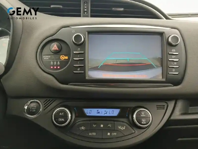 Toyota Yaris 110 vvt-i — photo 15