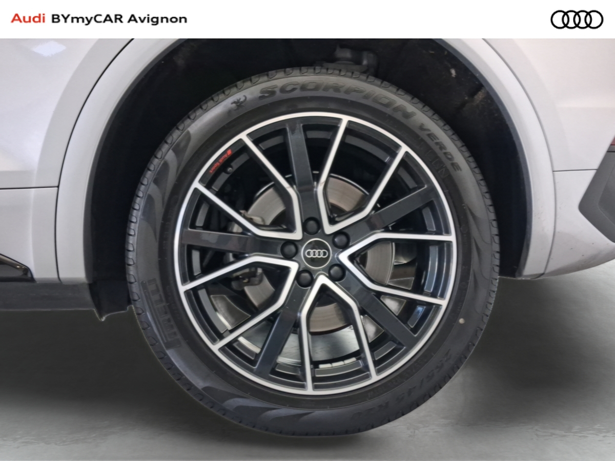 Audi Q5 Sportback 55 TFSIe 367 S tronic 7 Quattro — photo 18