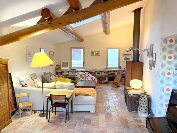 Maison 6 pièces 220 m²