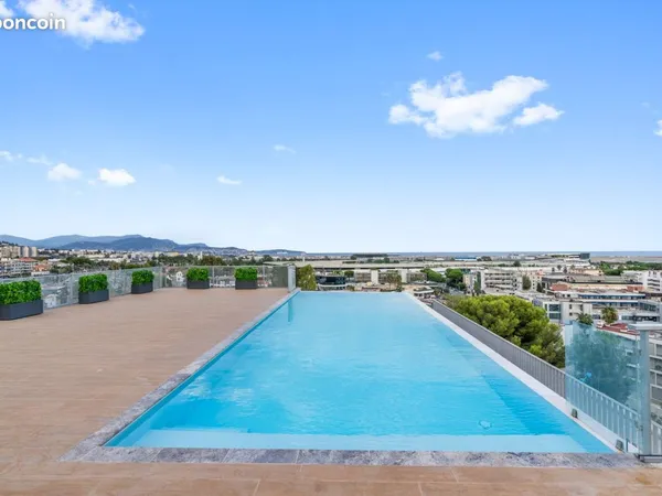 Appartement 2 pièces - 40 m² - Résidence Seaside View - Saint-Laurent-du-Var - Rooftop avec piscine 