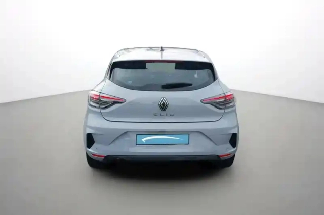 Renault Clio blue dci 100 ch gsr2 — photo 4