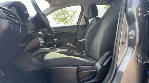 Fiat Tipo Cross 1.6 MultiJet 130 - Pack – 2021 – 81398 km – Diesel – Boîte Manuelle — photo 27
