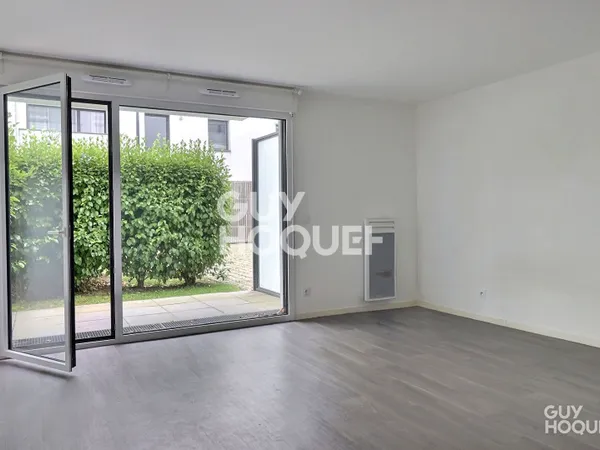 Appartement 1 pièce à louer au centre-ville de Saint-Ave