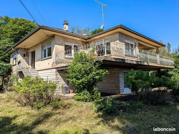 Maison familiale 150m2 - 69 ares de terrain