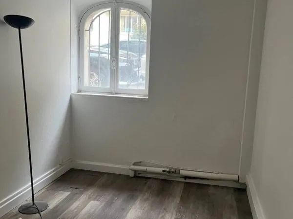 Studio 1 pièce 9 m²
