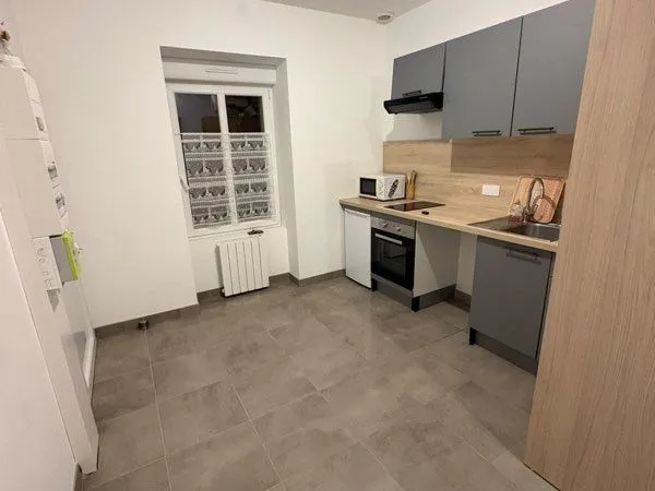 Studio 20 m² traversant