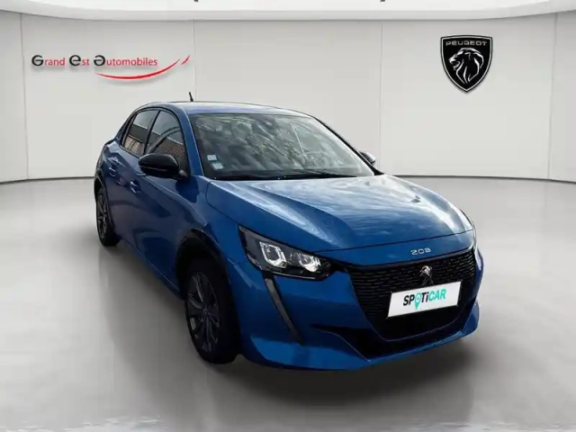 Peugeot 208 e- 136ch style — photo 9