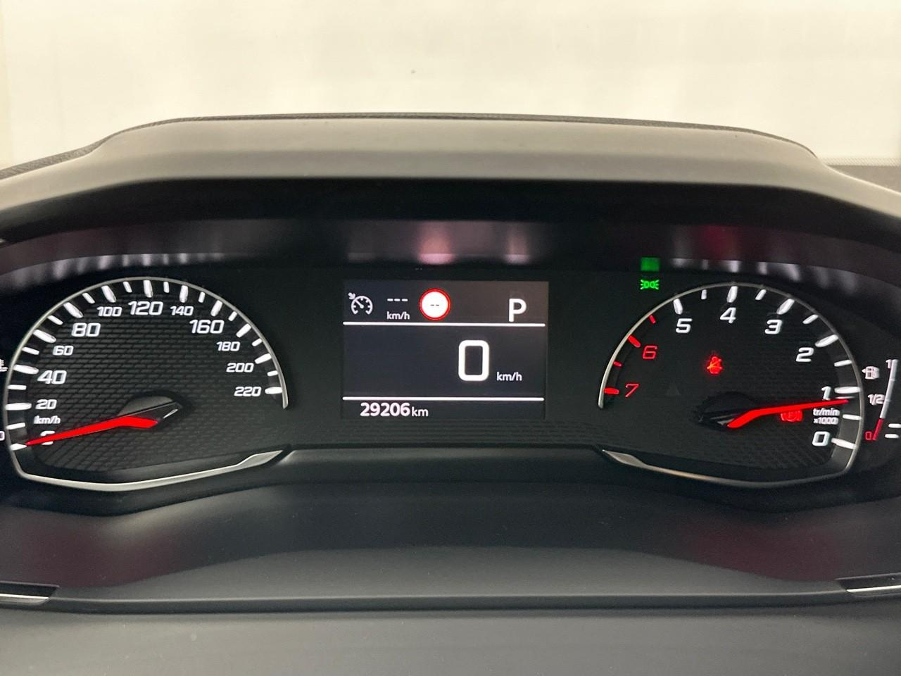 Peugeot 2008 puretech 130 s&s eat8 style — photo 21