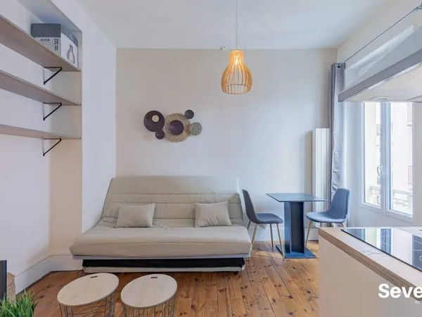 Studio 1 pièce 15 m²
