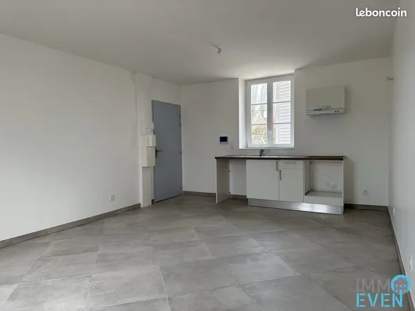 Studio 1 pièce 28 m²