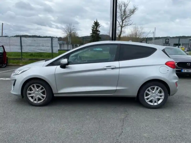 Ford Fiesta affaires 1.5 tdci 85ch s&amp;s trend — photo 24