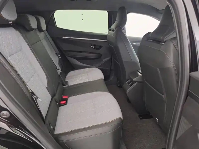 Renault Megane e-tech 220 ch autonomie confort gsr2 — photo 300