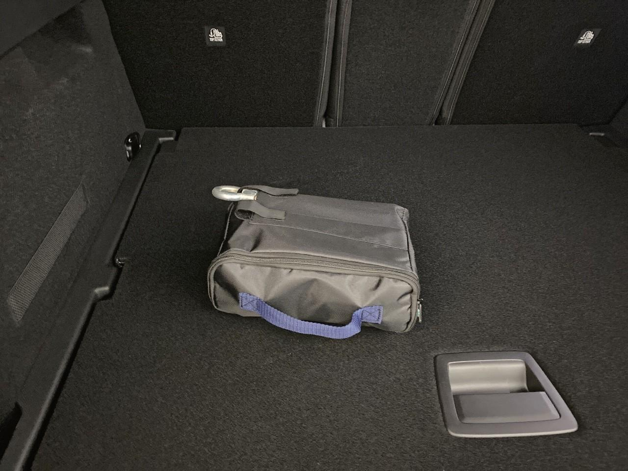 Peugeot 3008 hybrid 145 e-dcs6 gt — photo 16