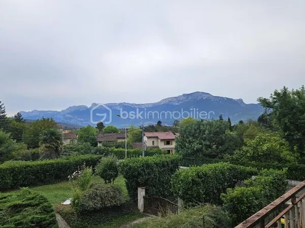 Maison 7 pièces 170 m²