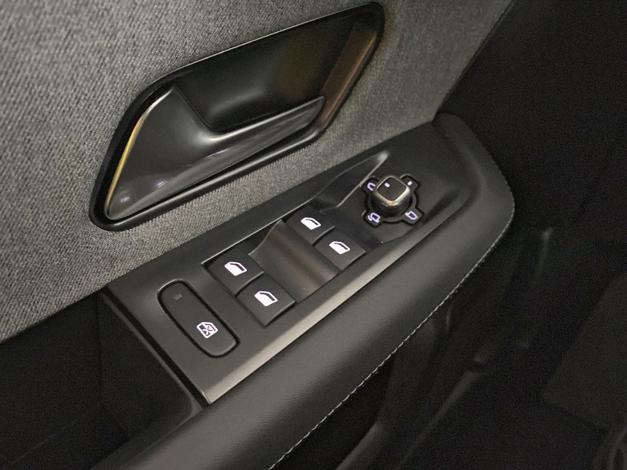Opel Grandland 1.2 turbo hybrid 145 ch e-dct6 edition — photo 20