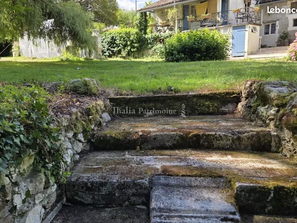 Propriété 13 pièces 372 m²