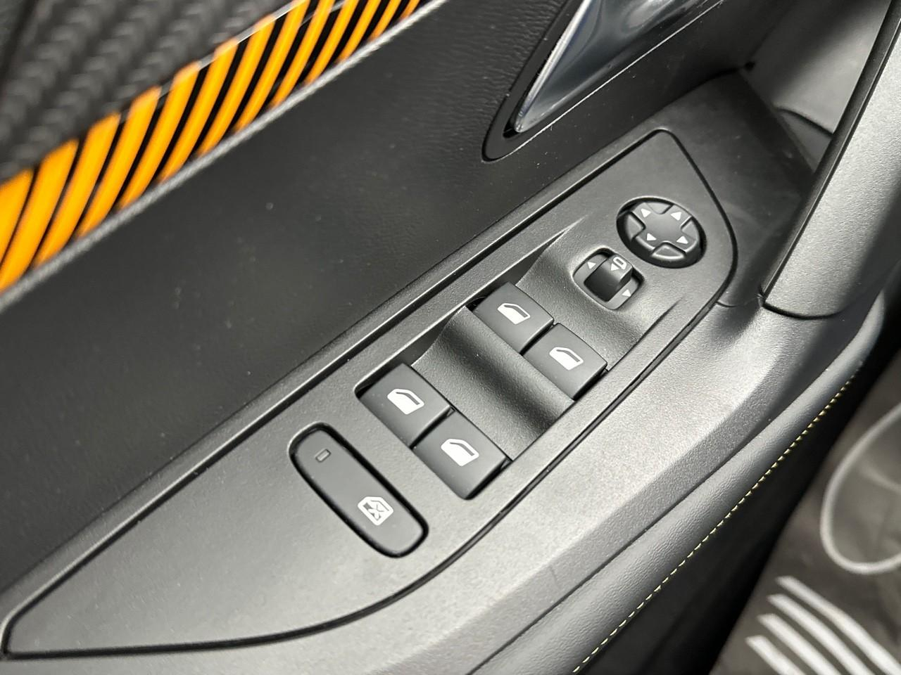 Peugeot 2008 puretech 130 s&s eat8 roadtrip — photo 15
