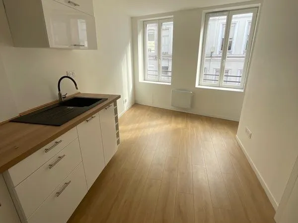 Appartement étudiant ou jeune couple 27m2 à Lille proche métro