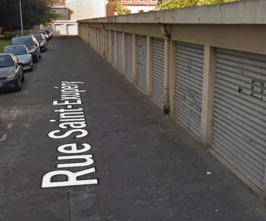 BOX/ Place de parking a louer