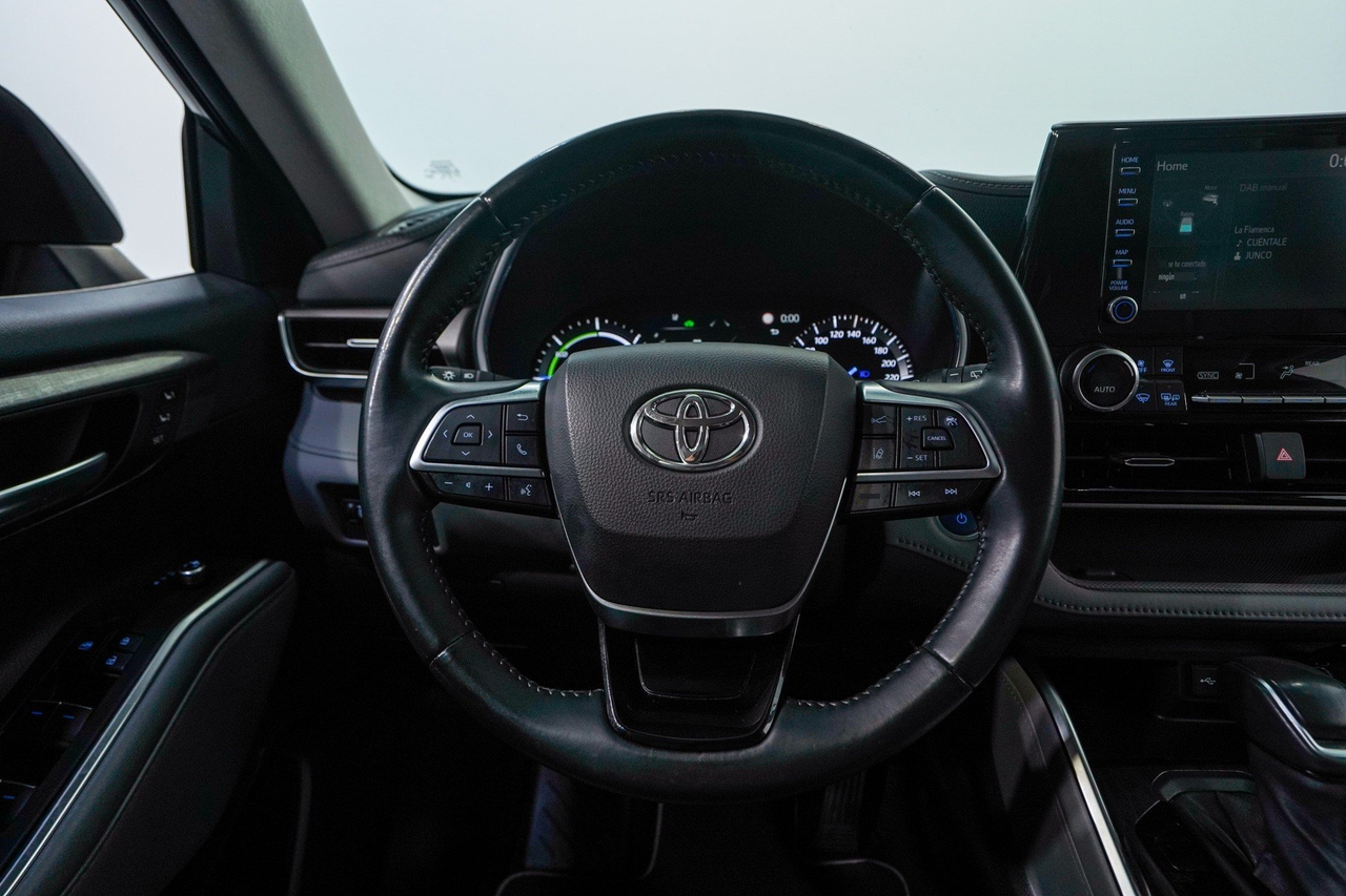 Toyota HIGHLANDER — photo 19