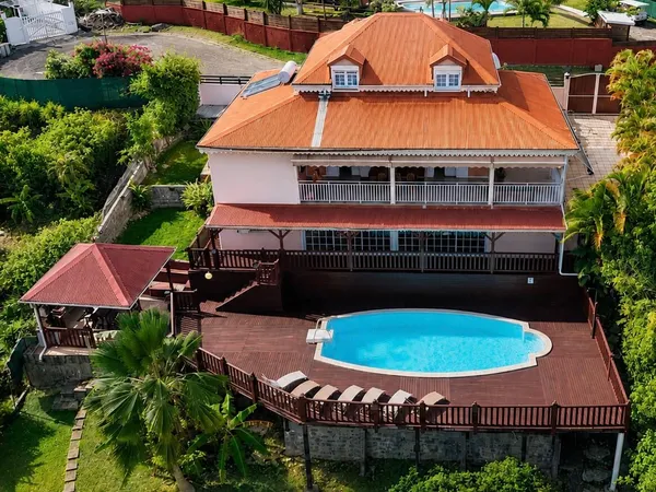Villa vue mer avec piscine à Sainte-Anne