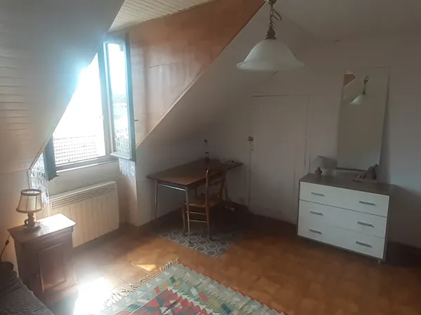 Loue chambre en colocation dans appartement - 45m²