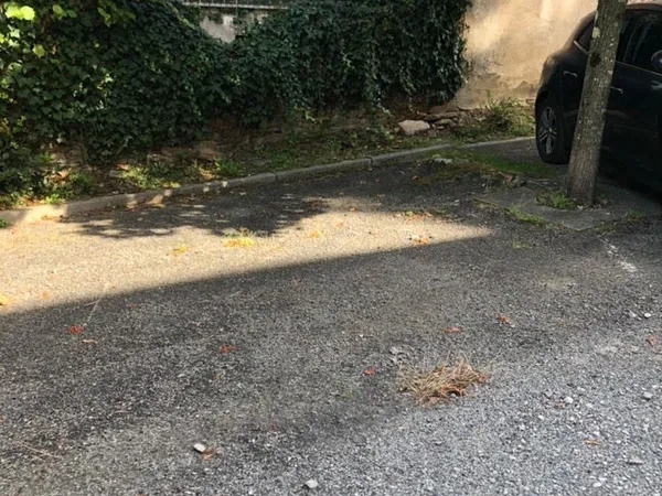 Loue place de parking centre ville de Nantes 11m²