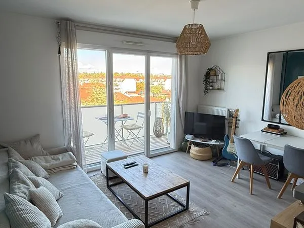 Dijon - T2 avec balcon, vue dégagée, ascenseur et parking sous-sol