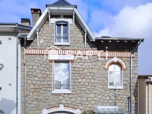 Bonbonnière des années 30 dans un quartier génial qui monte !