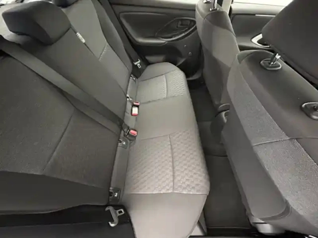 Toyota Yaris 70 vvt-i dynamic — photo 20