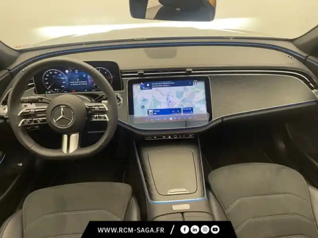Mercedes Classe E berline 220 d amg line — photo 15