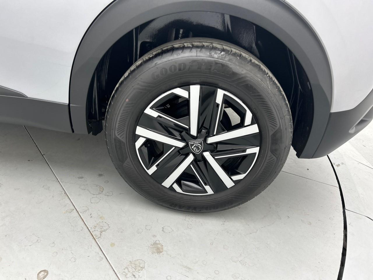 Peugeot 2008 100 s&s bvm6 style — photo 16