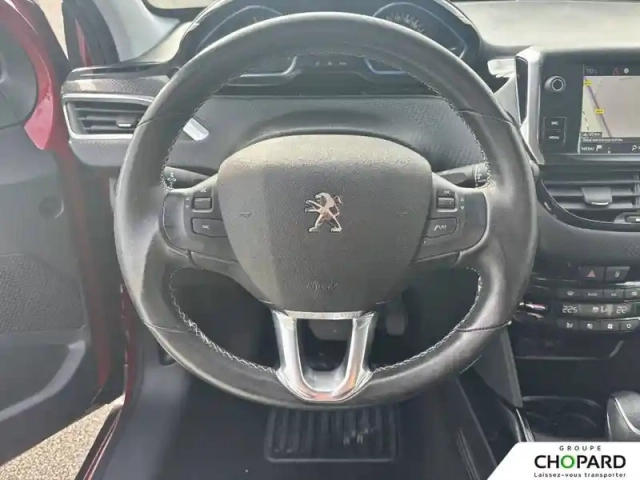 Peugeot 2008 puretech 110ch s&amp;s eat6 — photo 16