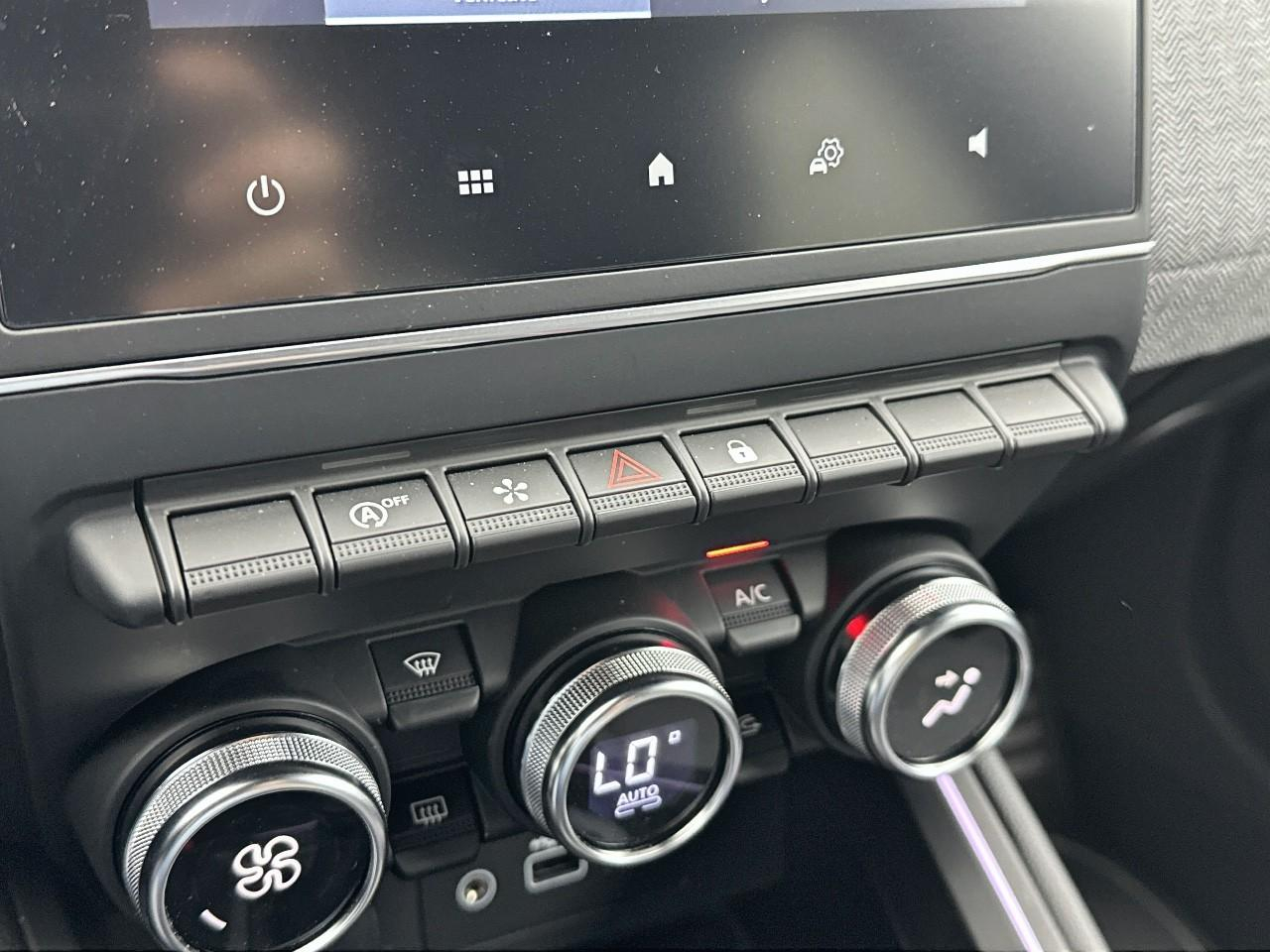 Renault Clio tce 90 ch gsr2 techno — photo 28