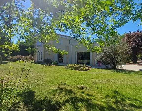 Maison 6 pièces 186 m²