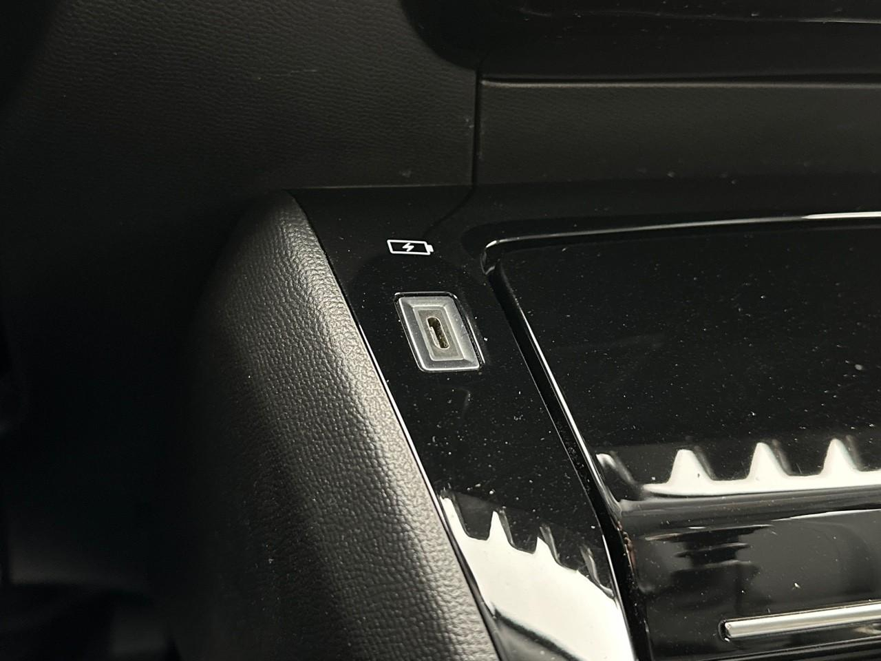 Peugeot 2008 puretech 130 s&s bvm6 allure pack — photo 28