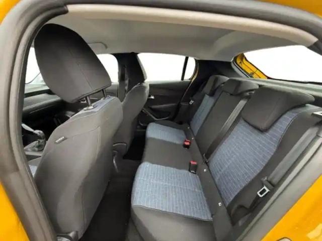 Peugeot 208 1.2 puretech 75ch s&amp;s active — photo 11
