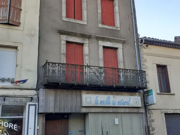 Vend immeuble à Labastide-Rouairoux