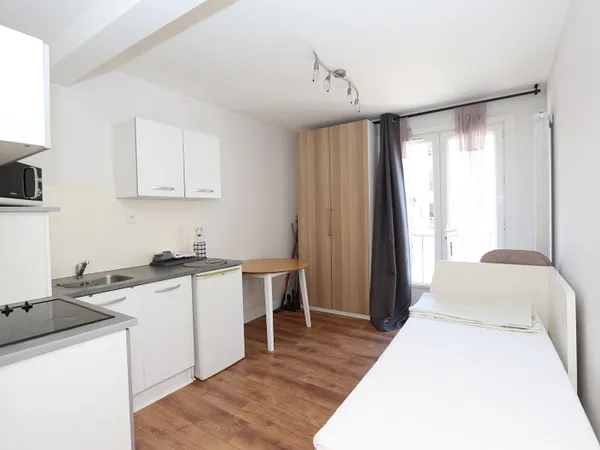 Appartement Saint Nazaire 1 pièce(s) 17 m2