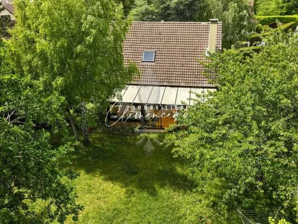Maison 6 pièces 160 m²