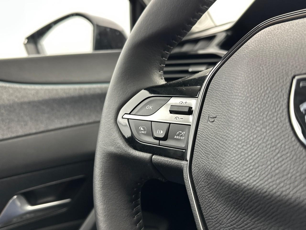 Peugeot 308 puretech 130ch s&s bvm6 allure — photo 17