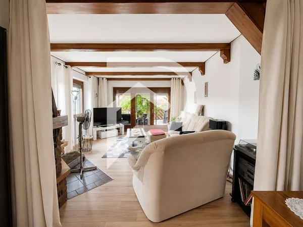 Maison 12 pièces 273 m²