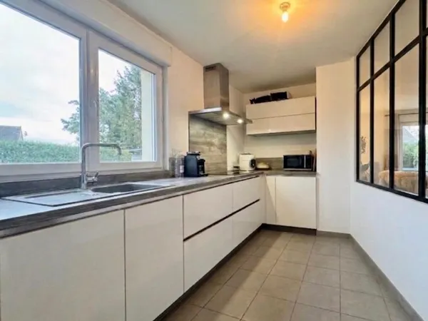 Appartement Amiens SUD 3 pièce(s) 71.40 m2 2 chambres , 2 places de parking, jardin