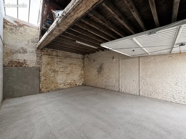 Local de stockage 49m2